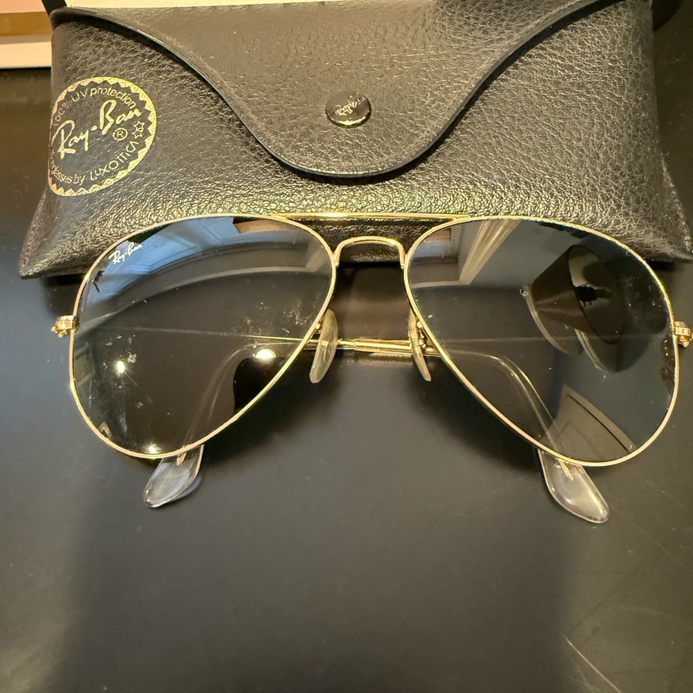 Ray-Ban Gold Frame Aviator Sunglasses